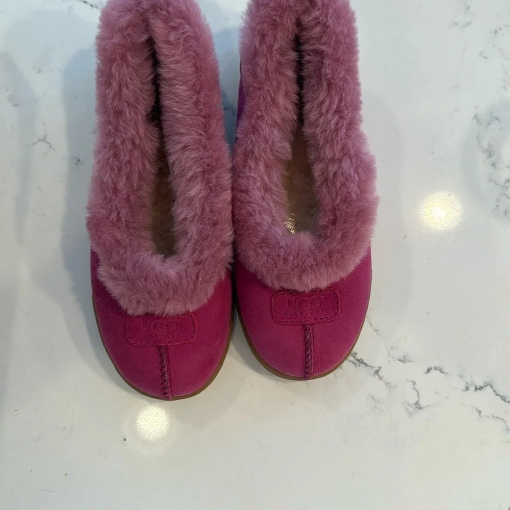 UGG Fuchsia Furry Slippers - Picture 2 of 7